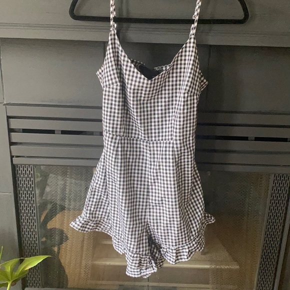 Romper - Picture 1 of 1